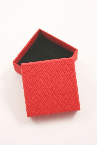 Red Gift Box with Black Flock Inner with an H shaped slit to fit a ring shank. Approx Size 5cm x 5cm x 2.2cm
