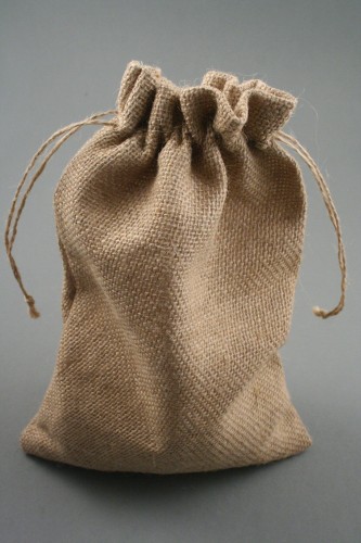 Natural Sack Cloth Drawstring Gift Bag. Approx 25cm x 18cm