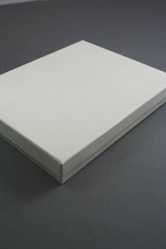 Cream Coloured Giftbox with White Pad Insert. Approx Size 14cm x 18cm x 2.6cm.